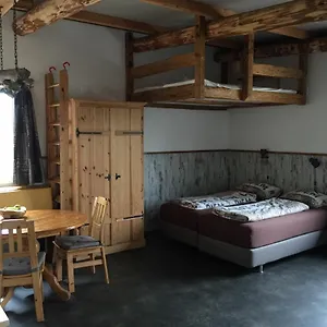 Appartement De Droomhut, Den Hoorn (South Holland)